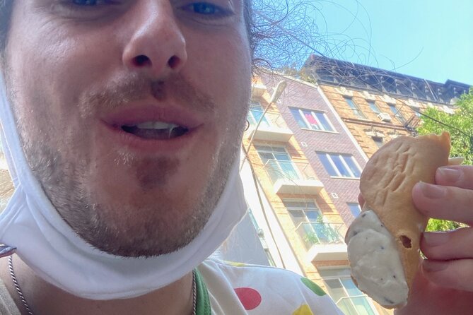 Snack Attack NYC: Text Message-Guided Private Food Walking Tour - Finding the best cookies, pizza, and snacks without wasting time