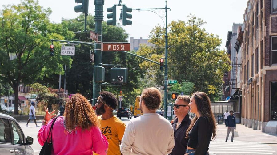 Soul of Harlem: Strivers Row, Apollo Theatre, Gospel History - Abyssinian Baptist Church on Sunday: where the gospel experience becomes real