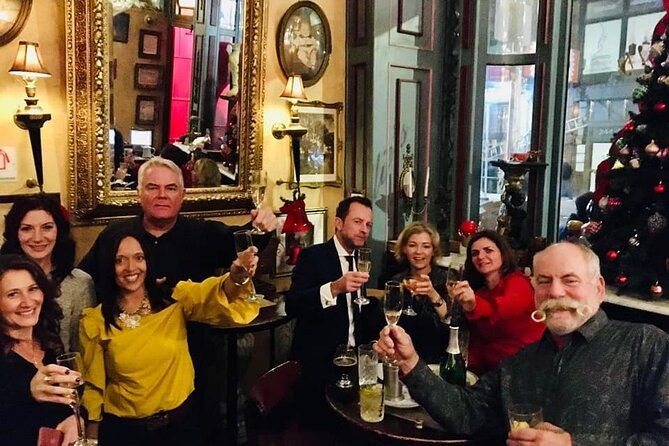 Speakeasy Drinks and Prohibition History Tour NYC - Stop 1: The Famous Midtown Nightclub Energy