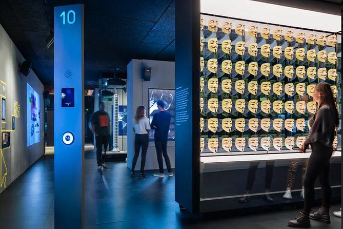 SPYSCAPE Museum and Experience - Your spy mission: codes, surveillance, and spotting liars