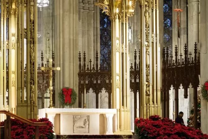 St Patrick's Cathedral Official Holiday Tour - St. Patrick’s Cathedral looks different during the holidays
