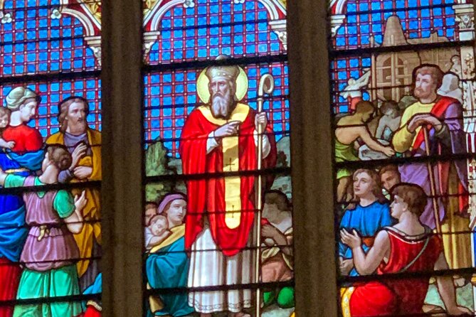 St Patrick's Cathedral Official Holiday Tour - Who should book this holiday tour (and who might skip it)