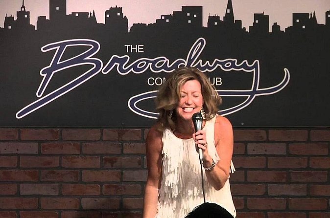 Stand Up Comedy LIVE in Times Square At Broadway Comedy Club - Who This Fits Best (and Who Should Skip)