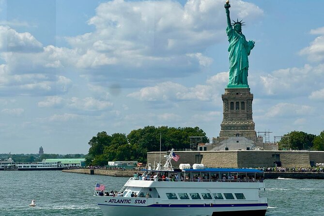 Starship Landmark 90 Minute Sightseeing Cruise - Comfort on the River: Snack Bar, Alcohol, and Dress for Wind