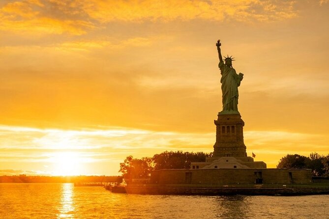 Starship Sunset Cruise NYC - City Lights & Skyline Views - The Night Route: What You’ll See From the Water
