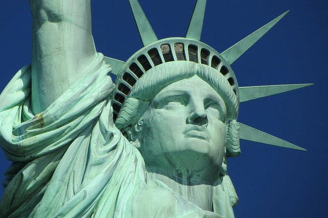 Statue of Liberty and Ellis Island 60 Minute sightseeing Cruise - Price and value at $32.99: when this is a great buy