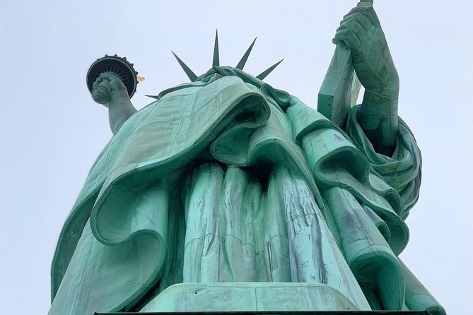 Statue of Liberty and Ellis Island Tour Semi-Private 8ppl Max - Starting at Battery Park: where the immigration story begins