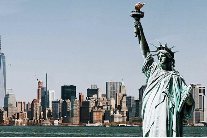 Statue of Liberty and Ellis Island Tour Semi-Private 8ppl Max - Ellis Island: medical exams, quarantine, and the shape of the inspection