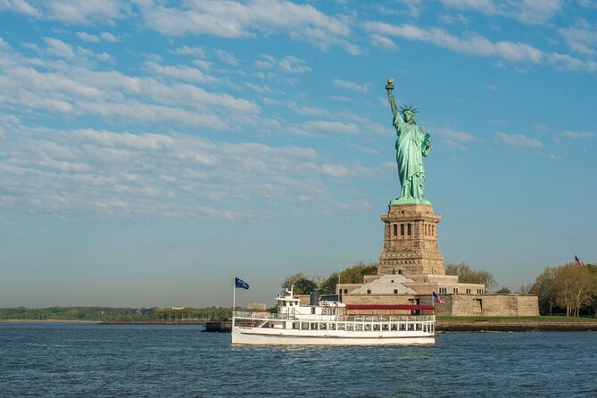 Statue of Liberty and New York City Skyline Sightseeing Cruise - Boarding at Classic Harbor Line: Pier 62 Is Your Launch Point