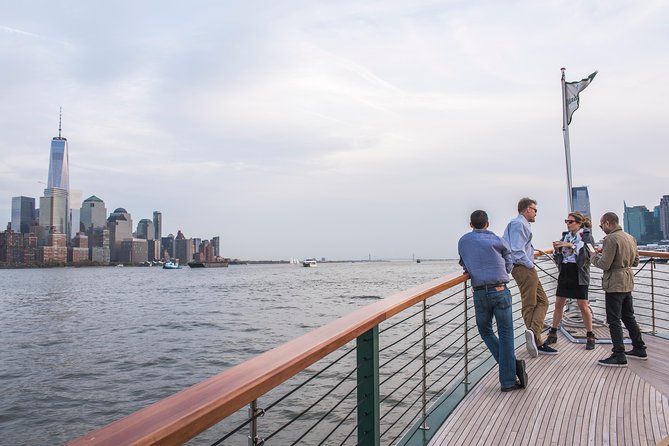 Statue of Liberty and New York City Skyline Sightseeing Cruise - Who This NYC Yacht Cruise Fits Best