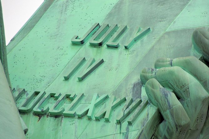 Statue of Liberty, Ellis Island, and 9/11 Memorial Guided Tour - Optional Timed Ticket for the 9/11 Museum: Choose Your Level of Go-Back-In