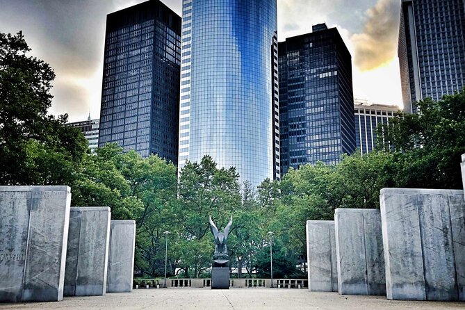The Battery: A Self-Guided Audio Tour from Bowling Green Park to Stone St - The Battery loop: from dirt-walled fort to artillery power