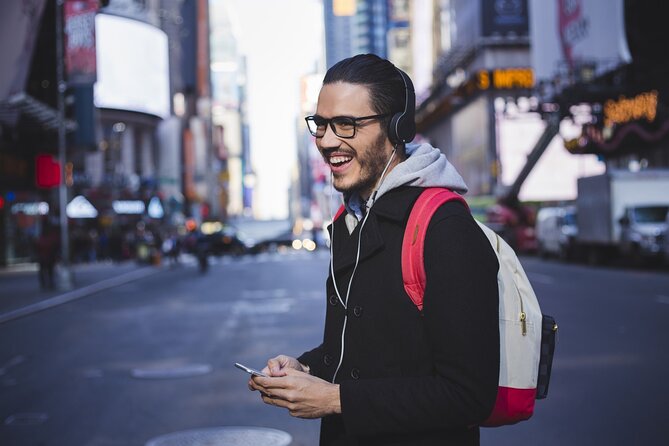 The Best of Midtown Manhattan Self-Guided Walking Tour - How the Action audio tour app works (offline, autoplay, and passwords)