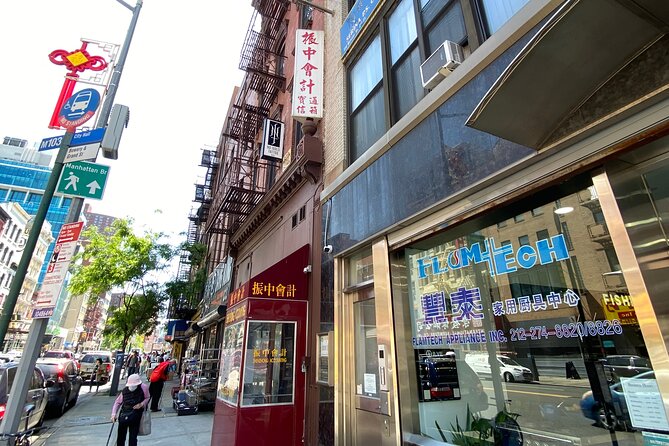 The Bowery Official Historic District Tour - The Bowery Ballroom stop: music legacy and banking-era landmarks