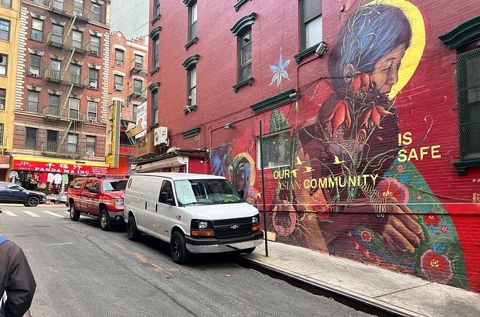 The Chinatown, Little Italy, Food Tour - Nolita and the pizza stop that keeps the walk grounded