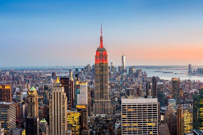 The Empire Helicopter Tour of New York - The view starts at 6 East River Piers