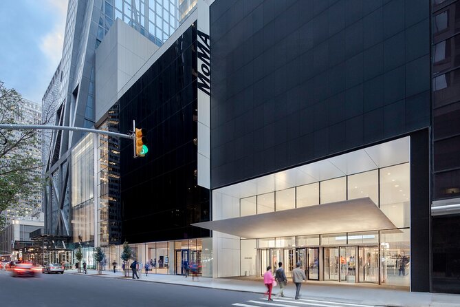 The Museum of Modern Art Admission Ticket - Entering MoMA with a mobile ticket: what you really save