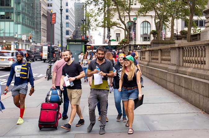 The NYC Backpacker Tour - Stop 4: Times Square and Theater District photo strategy