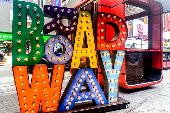 The Secrets of 42nd Street Private Tour - Bryant Park: A Pause in the Middle of Midtown