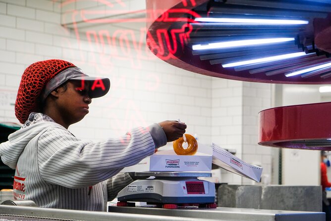 Times Square & Rockefeller Center Delicious Donut Adventure - Timing and walking: how to make the 2-hour window work