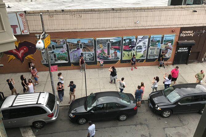 Tour Contrastes de Nueva York - Stop 0: Harlem to the Bronx—Crossing NYC with Context