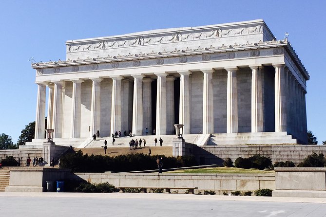 Tour from New York to Washington in 1 Day - Arlington National Cemetery: passport, Kennedy graves, and quiet scale