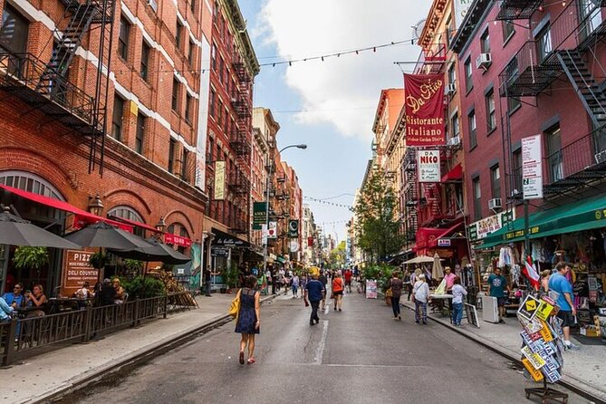 True Crime NYC: Mafia Walk w/Ret. NYPD Detective and Local Food - East Village to Little Italy: Why This Walk Works
