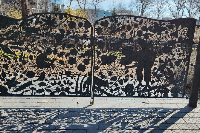 Unexpected Wall Street Walking Tour - Price and value: $45 for interpretation, not just walking