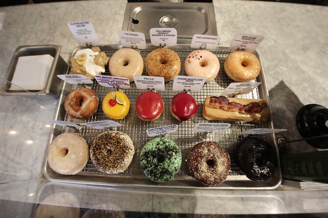 Union Square Donut Tour: Choose Your Own Donut Adventure - Stop 2: Union Square landmark stroll, then more donut choices