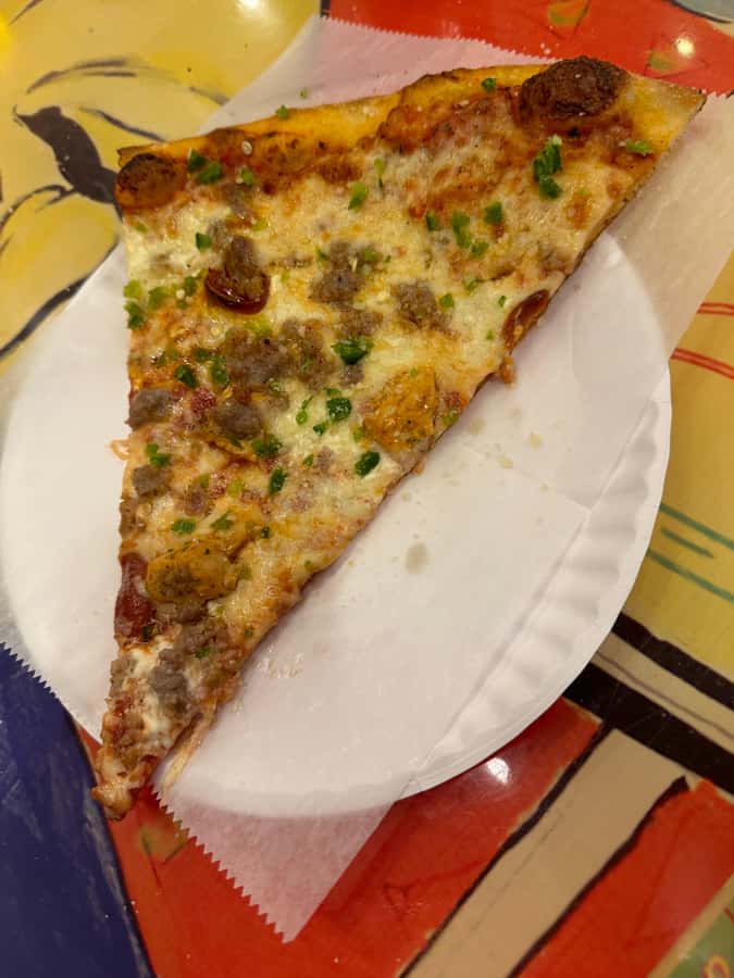 Village Nights: Greenwich Village Food Crawl - Mamoun’s Falafel: Middle Eastern Comfort in a Walking-Friendly Portion