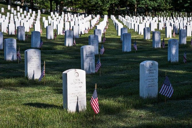 Washington DC Day Tour from New York City - Union Station break: a one-hour reset you’ll appreciate
