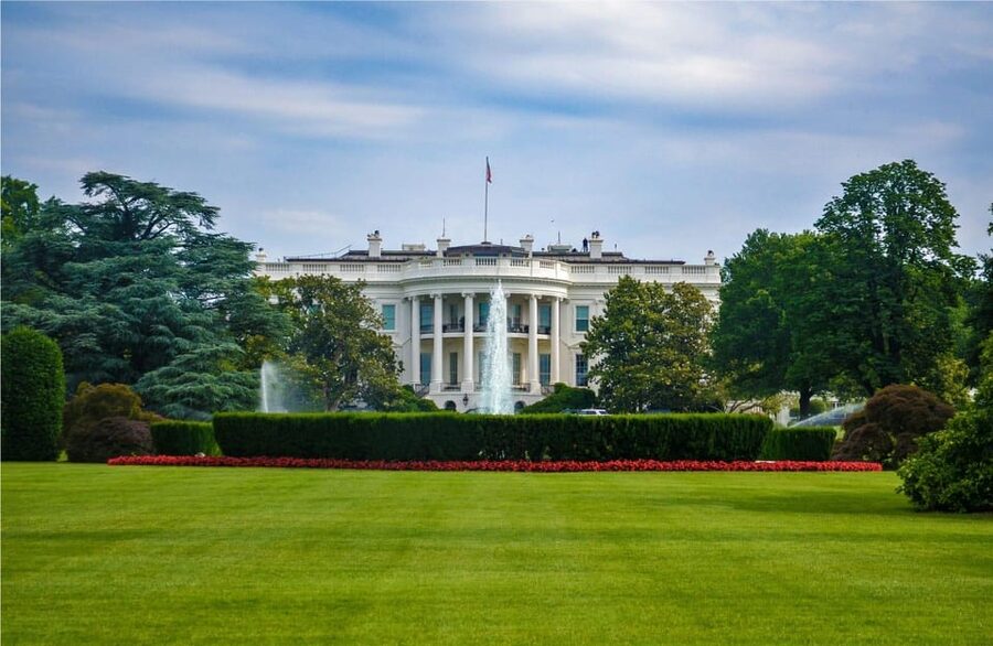 Washington DC from New York 1 Day - The Monument Walk: From Iwo Jima to Korean War and Lincoln
