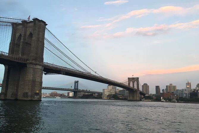 Welcome to New York City Tour - The subway ride from Midtown to Downtown and Wall Street
