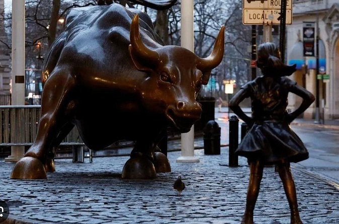 Women of Wall Street Walking Tour - The Real Value: Small Group + A Guide Who Keeps Up With Your Questions