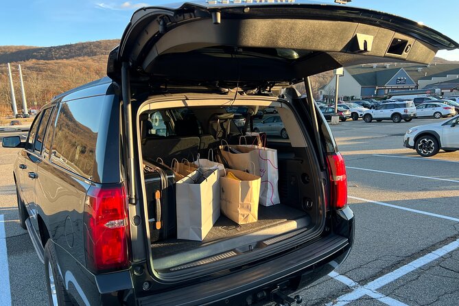 Woodbury Common Premium Outlet Shopping Private Day Trip by SUV from NYC - Your main event: 8 hours shopping at Woodbury Commons